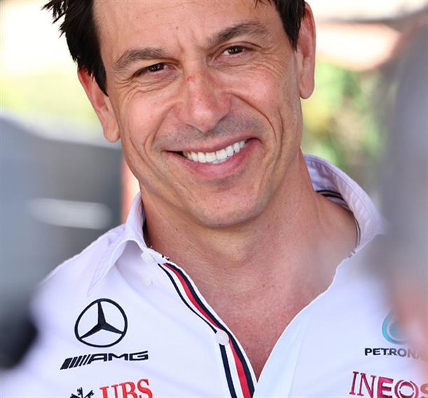 F1: Γιατί χαμογελά ο Wolff;