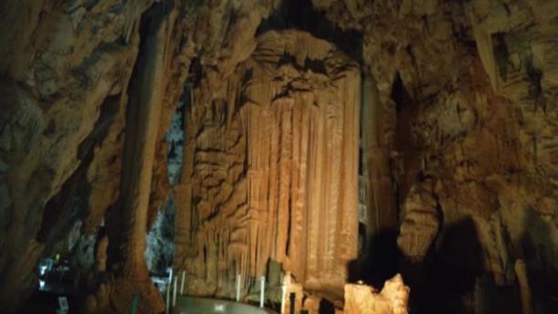 Σέρρες: Το ρομπότ «Περσεφόνη», ξεναγός στο Σπήλαιο της Αλιστράτης