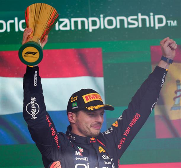 GP Βραζιλίας: Νίκη Verstappen, βάθρο για τον Alonso με... photo finish!