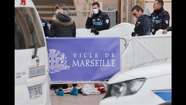 Γαλλία: Νεκρός άνδρας που επιτέθηκε σε αστυνομικό