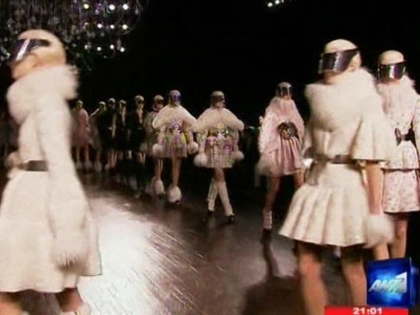 Βρετανικός οίκος μόδας κατακτά το Παρίσι