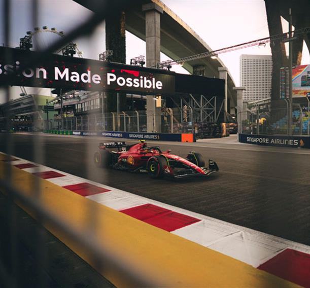 GP Σιγκαπούρης: Πρωτιά για Sainz και στο FP3, φαβορί για την pole η Ferrari
