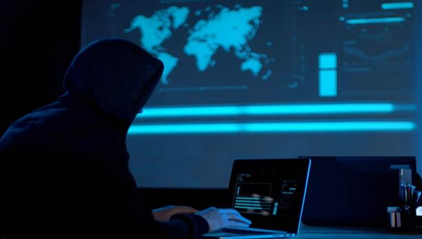 “Ηθικός” χάκερ αποκαλύπτει τα… εγκληματικά μυστικά του “σκοτεινού διαδικτύου”