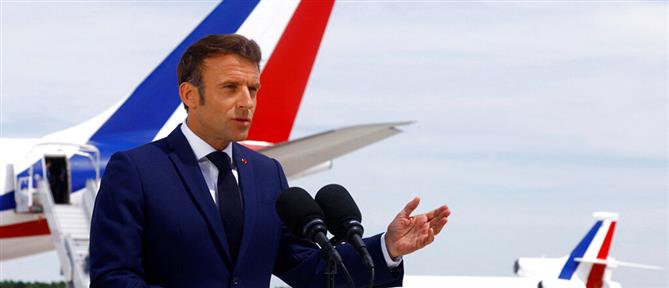 Γαλλία - Μακρόν: απορρίφθηκε η πρώτη πρόταση μομφής