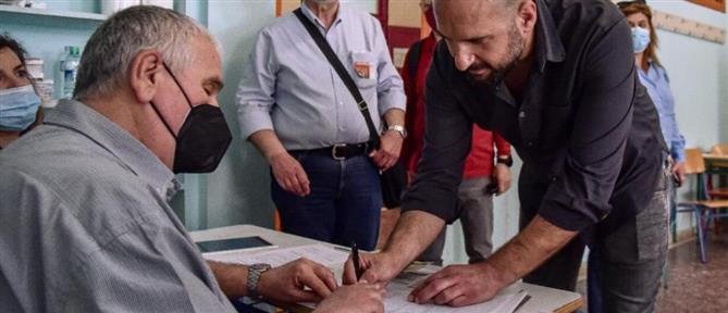 Εκλογές ΣΥΡΙΖΑ - Τζανακόπουλος: σήμερα γεννιέται ένα νέο κόμμα