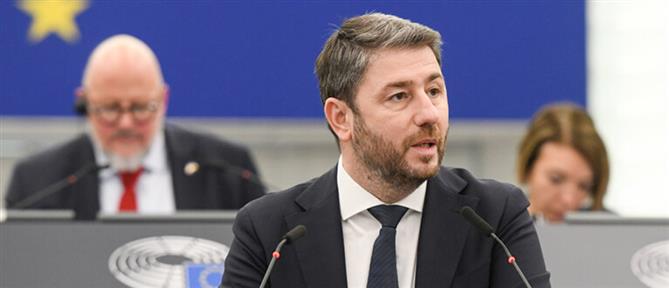 ΠΑΣΟΚ: ο Ανδρουλάκης παραιτείται από ευρωβουλευτής