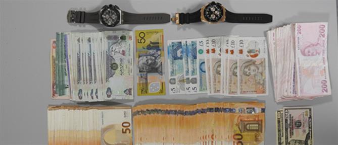 Γλυφάδα: Σύλληψη για διακίνηση εκατοντάδων εκατομμυρίων ευρώ (εικόνες)