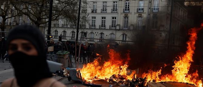 Συνταξιοδοτικό: Διαδηλώσεις και βίαια επεισόδια συγκλονίζουν τη Γαλλία